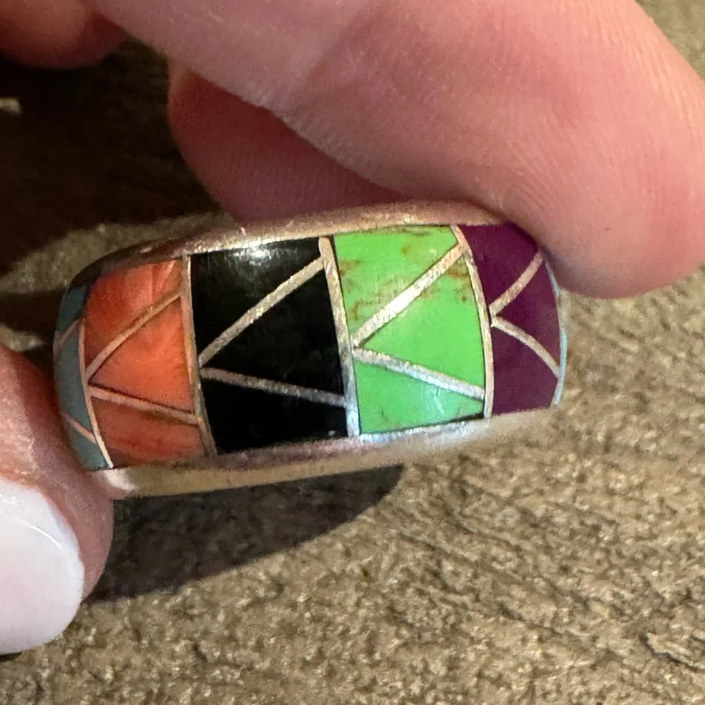 Signed CJ ( Butler) Native American Navajo Turquoise Coral Onyx Ring 7.9G